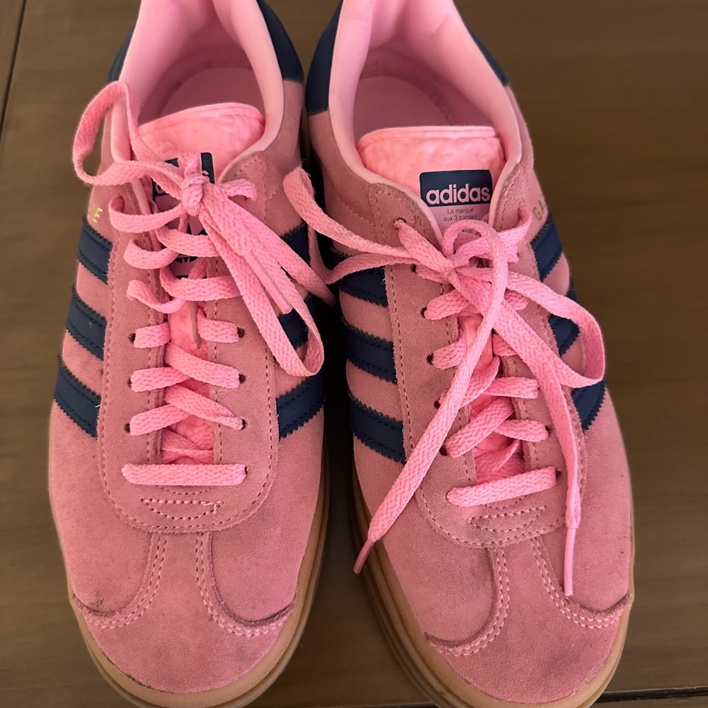 Adidas Women's Pink and Navy Sneakers